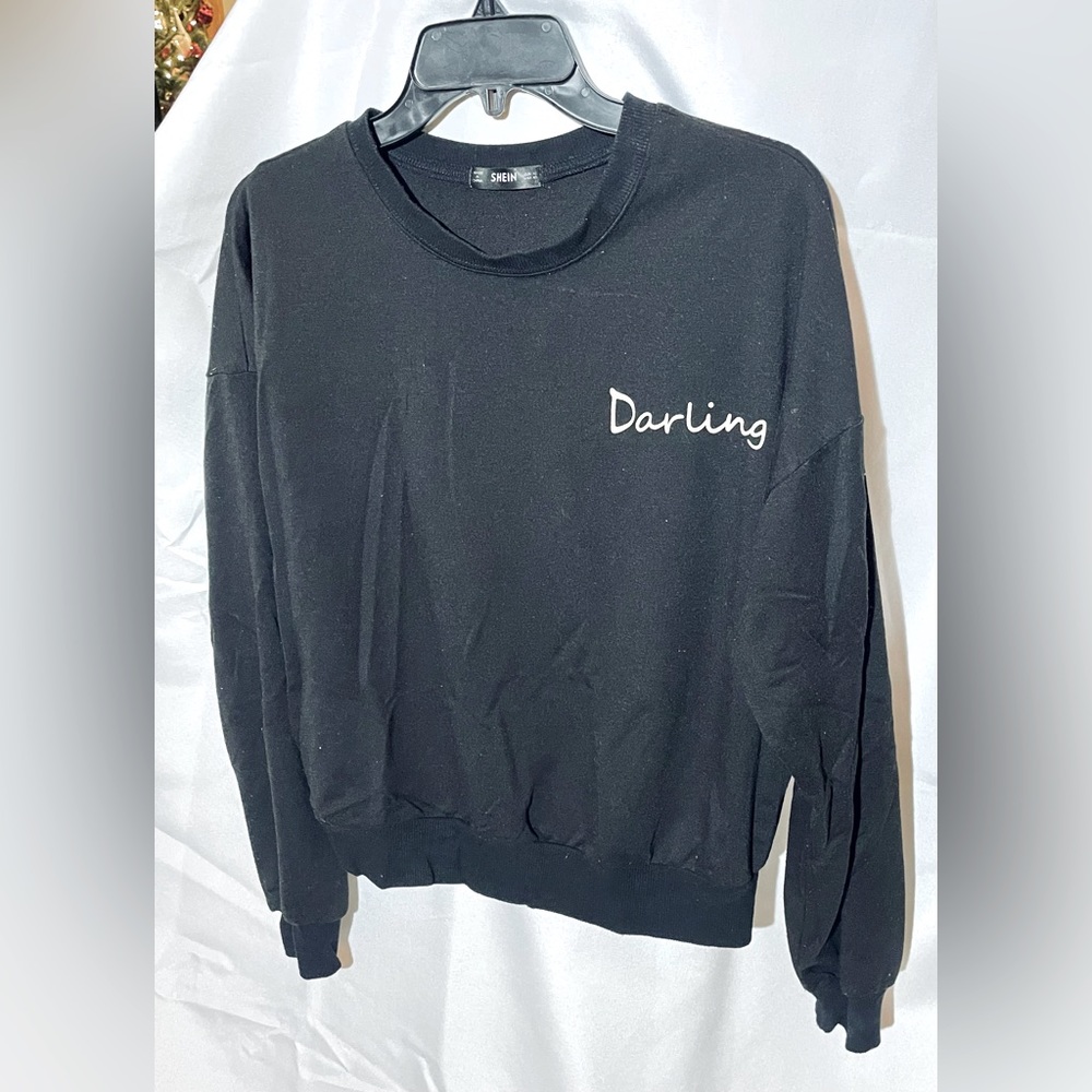 Darling Crewneck